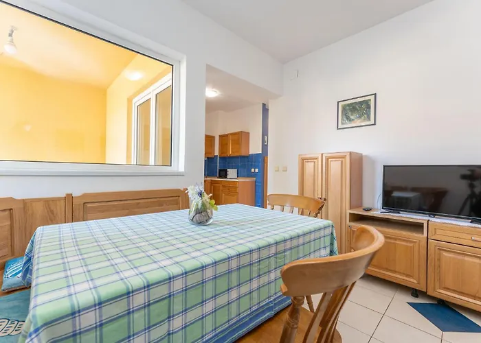 Cozy In Apartment Sveti Filip i Jakov