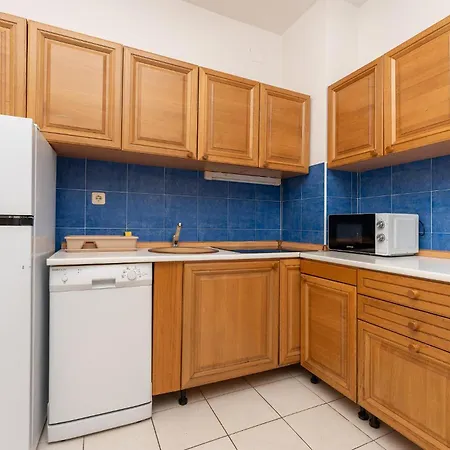 Cozy In 스베티필립아이자코브